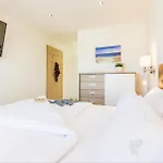 Penthouse Garden * Остзебад Бинц